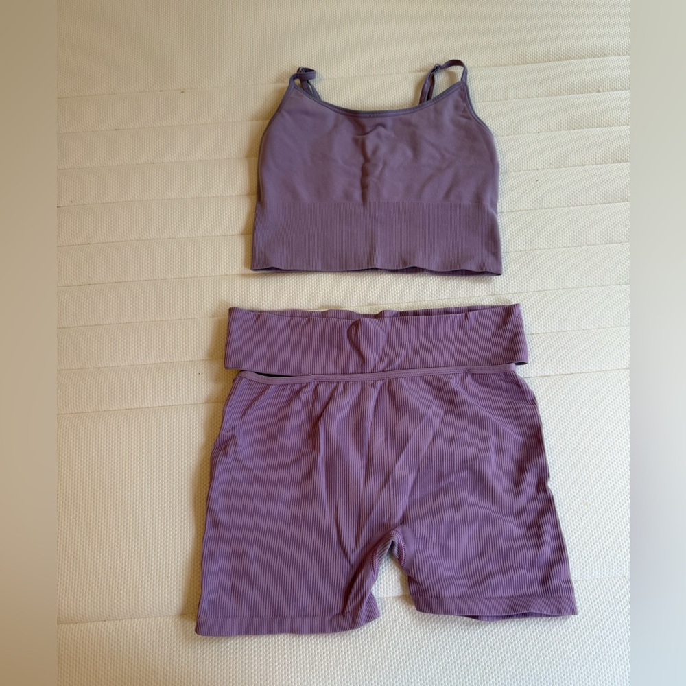 H&M Mauve Ribbed Crop Tank and High-Waist Bike Shorts Set